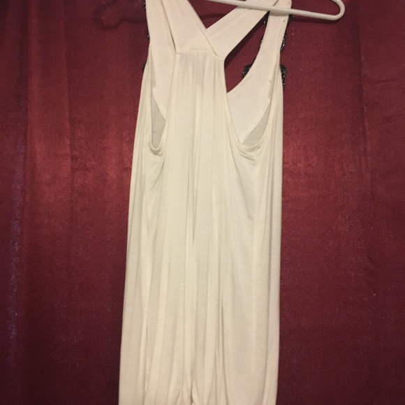 White tank with black neck/chest detail - Picture 2 of 2